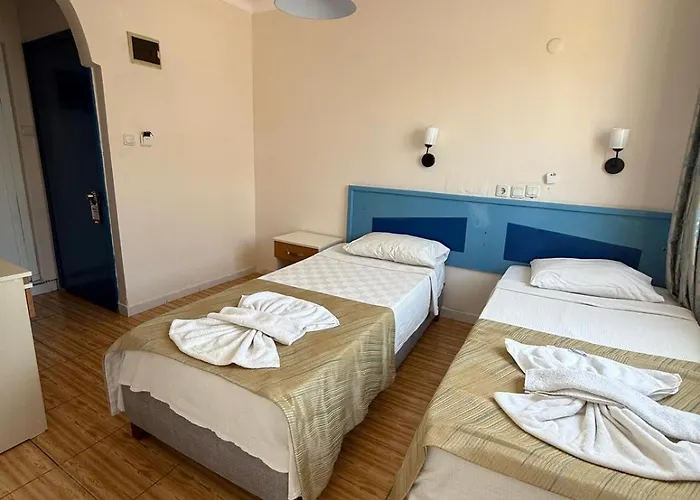 Er-oez & Restaurant 3*